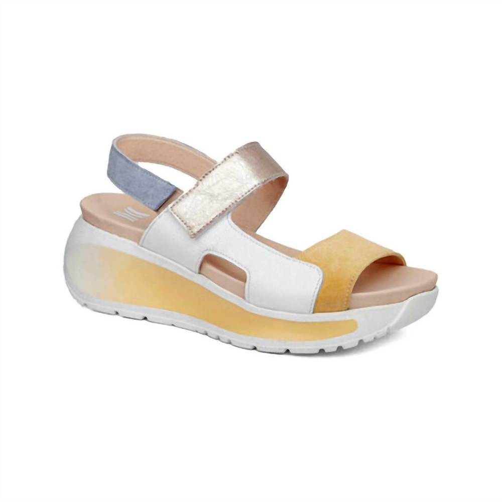NEW CALLAGHAN women's pesca sandals in crema